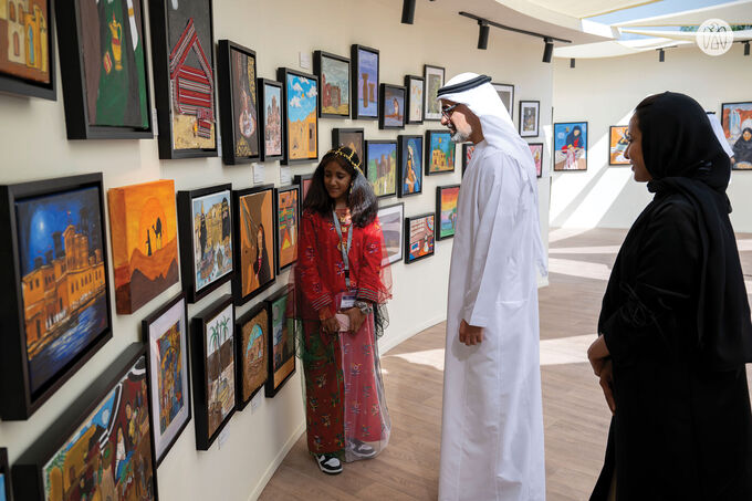 Khaled bin Mohamed bin Zayed visits National Art Expressions exhibition