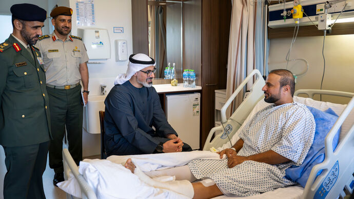 Khaled bin Mohamed bin Zayed visits injured UAE Armed Forces personnel