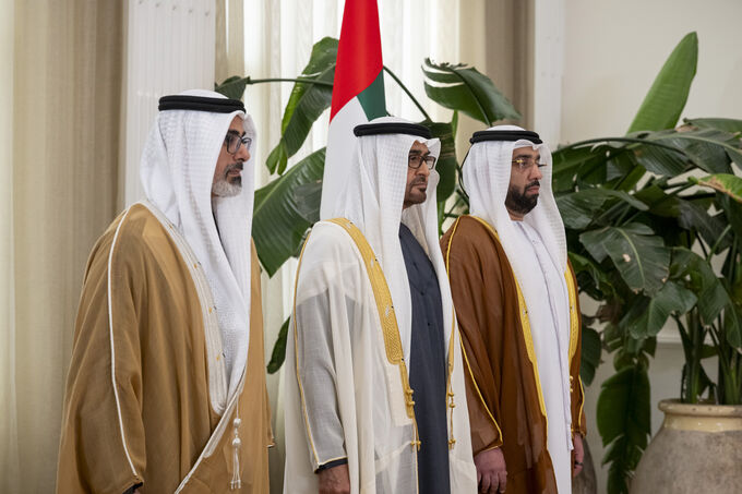 Before the UAE President and in the presence of Crown Prince of Abu Dhabi, Abu Dhabi Executive Council’s new members take oath of office