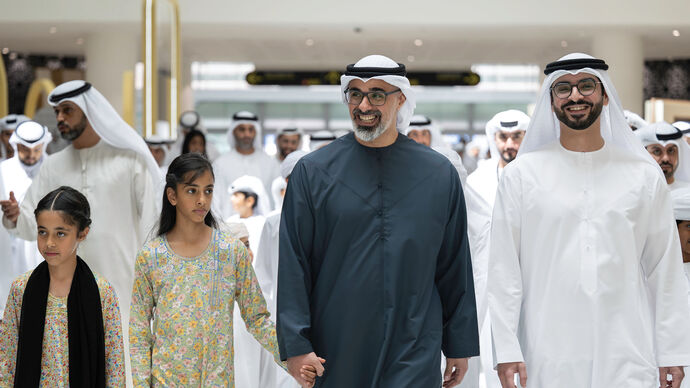 Khaled bin Mohamed bin Zayed visits 21st Abu Dhabi International Hunting and Equestrian Exhibition (ADIHEX)