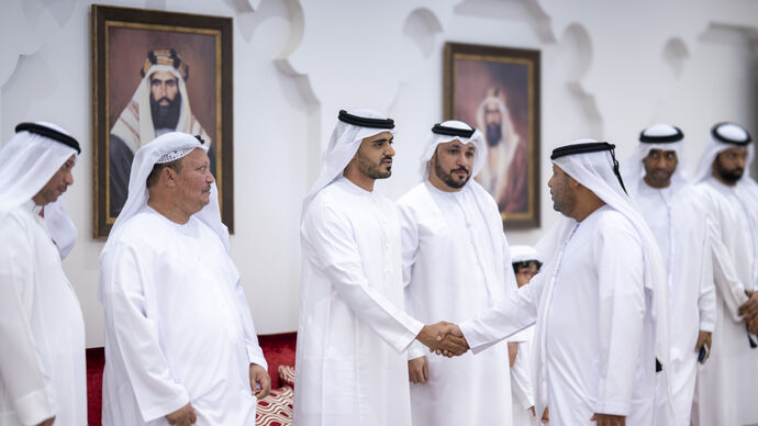 Zayed bin Mohamed bin Zayed offers condolences on passing of martyr Saeed Ibrahim Al Dhaheri’s mother