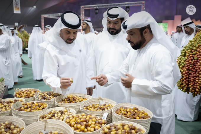 Video | Hamdan bin Zayed visits 20th Liwa Date Festival