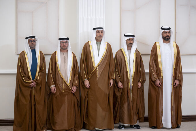 Before the UAE President and in the presence of Crown Prince of Abu Dhabi, Abu Dhabi Executive Council’s new members take oath of office