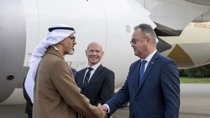 Crown Prince of Abu Dhabi arrives in Norway on official visit