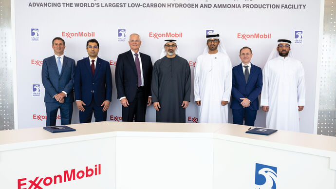 Khaled bin Mohamed bin Zayed witnesses signing of strategic partnership between ADNOC and ExxonMobil to establish world’s largest low-carbon hydrogen facility